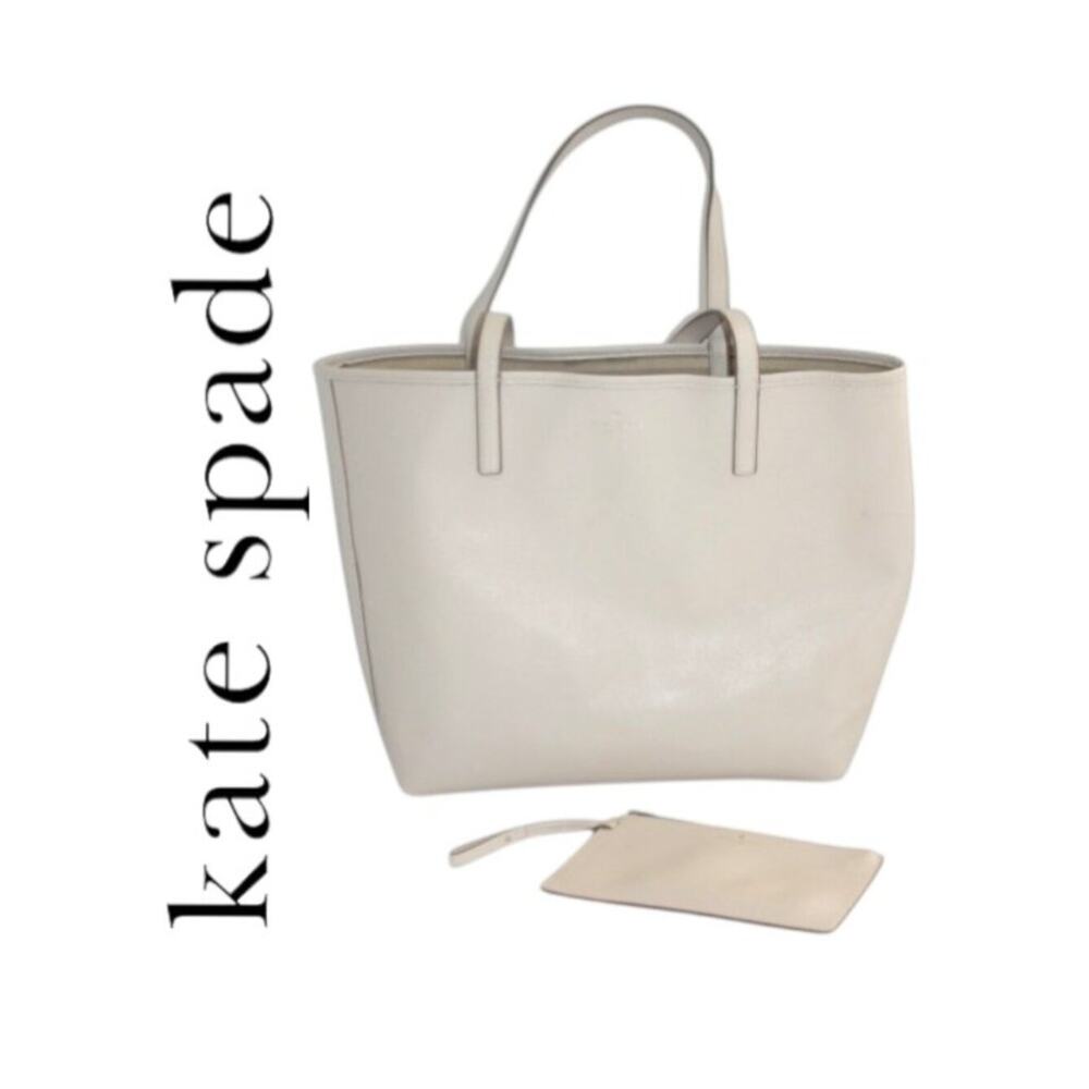 Kate Spade Reversible Cream Tote with Matching Leather Wristlet